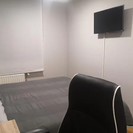 Bonito Piso Zona Hospital Con Garaje شقة *